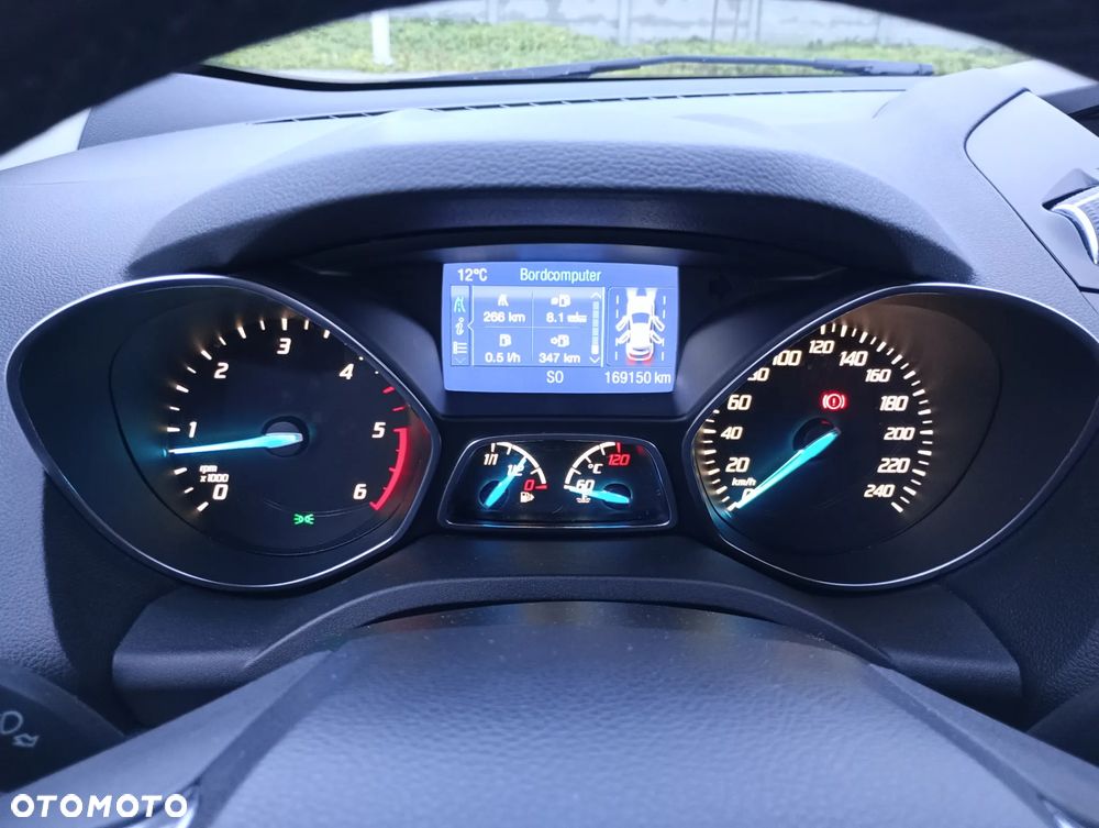 Ford Kuga 2.0 TDCi FWD Titanium - 9