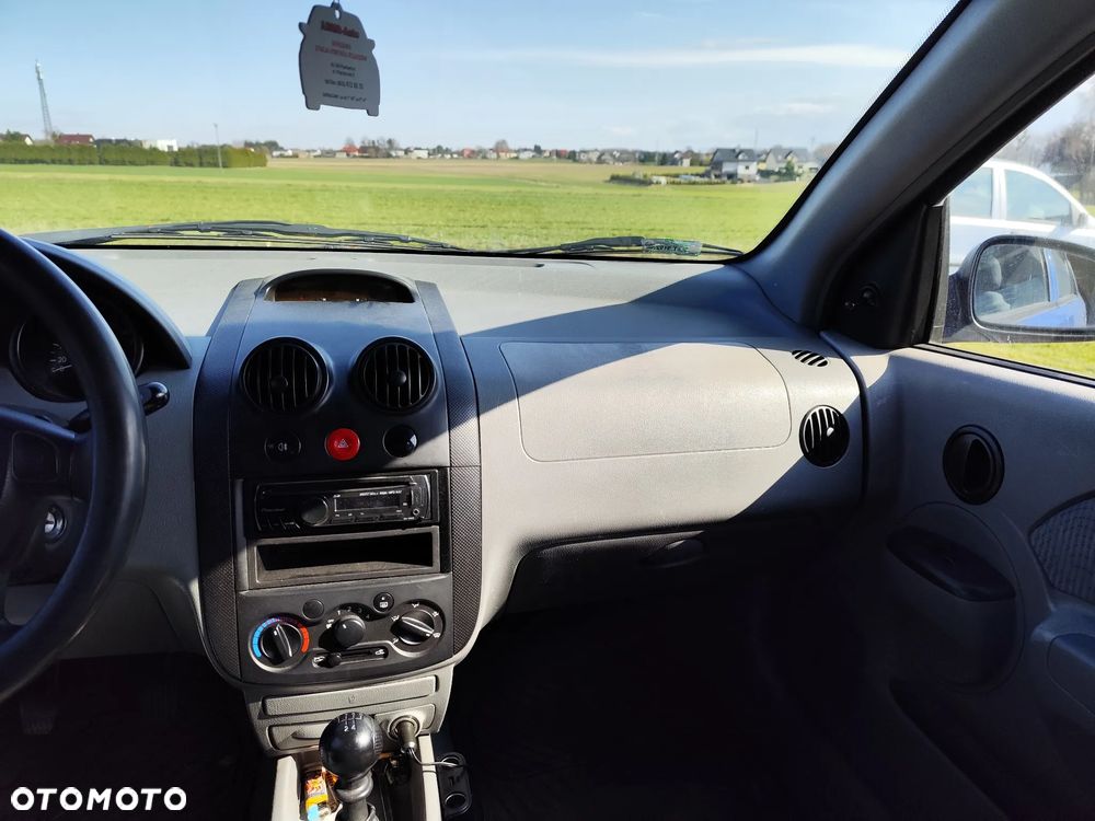 Chevrolet Aveo 1.4 SE - 3