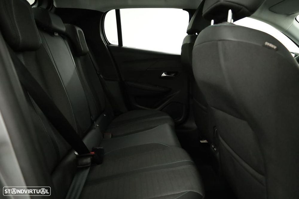 Peugeot 208 1.2 PureTech Allure EAT8 - 21