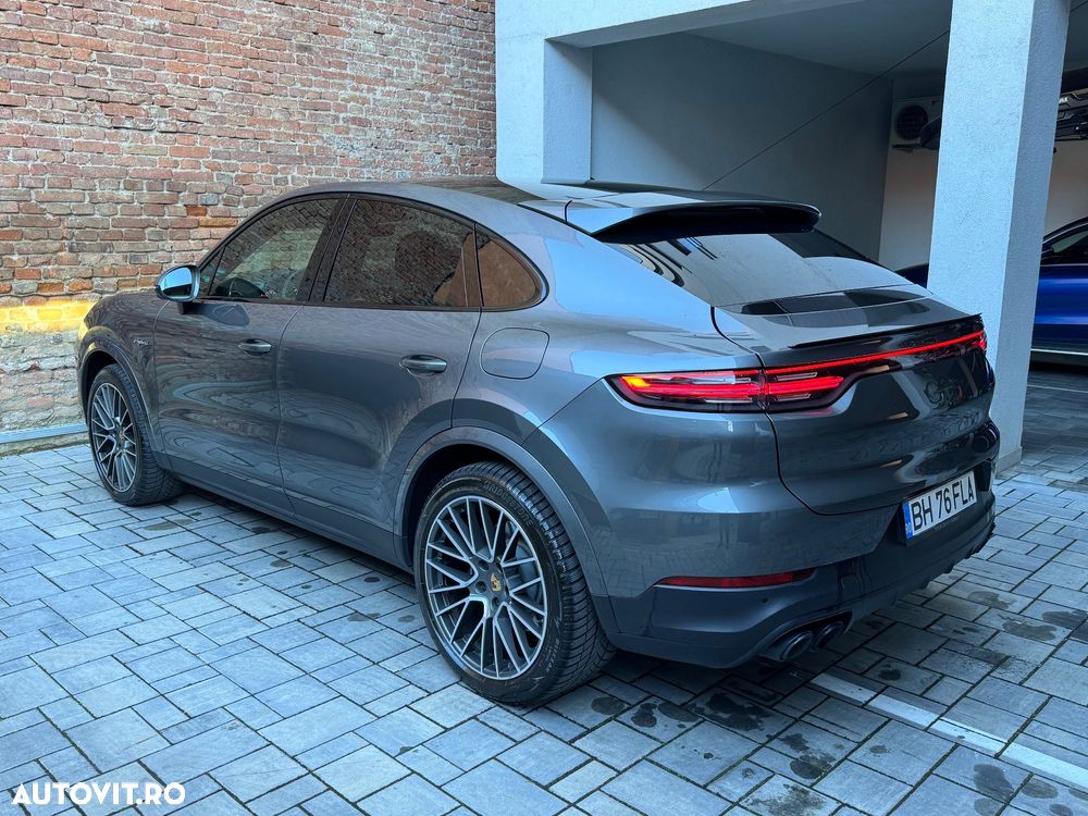 Porsche Cayenne Coupe Standard - 10