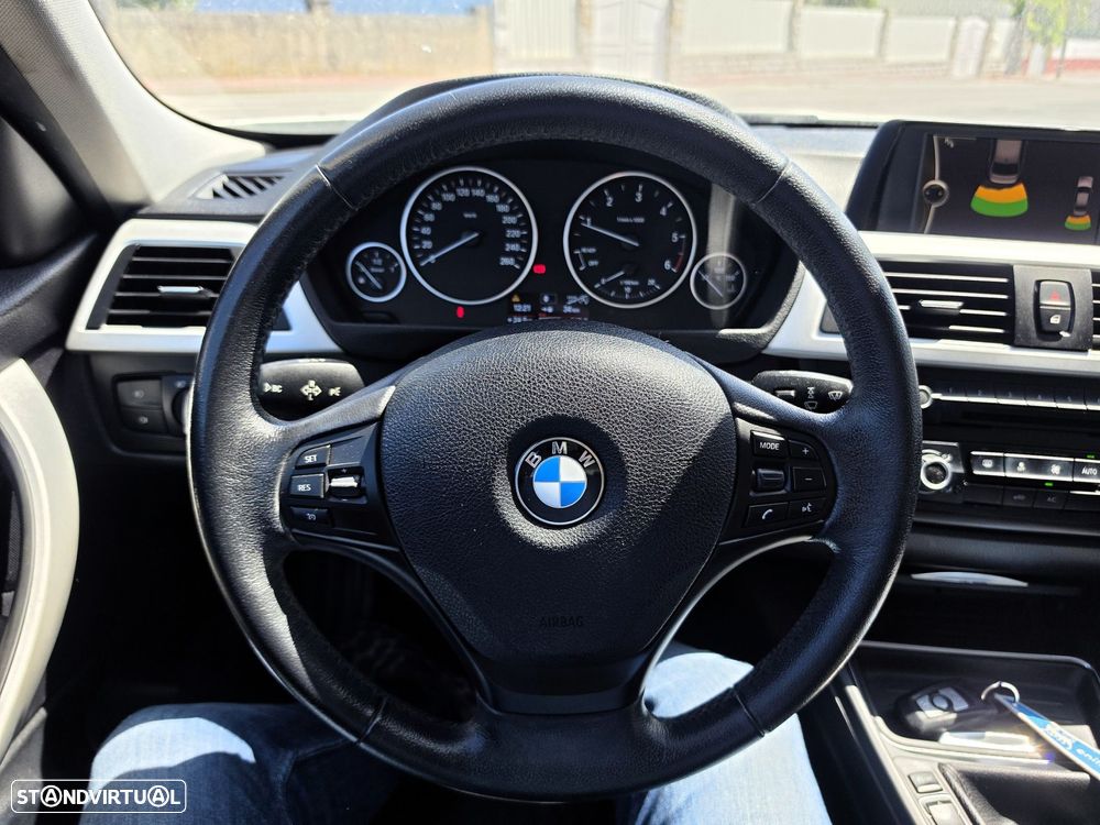 BMW 318 d Line Modern - 19