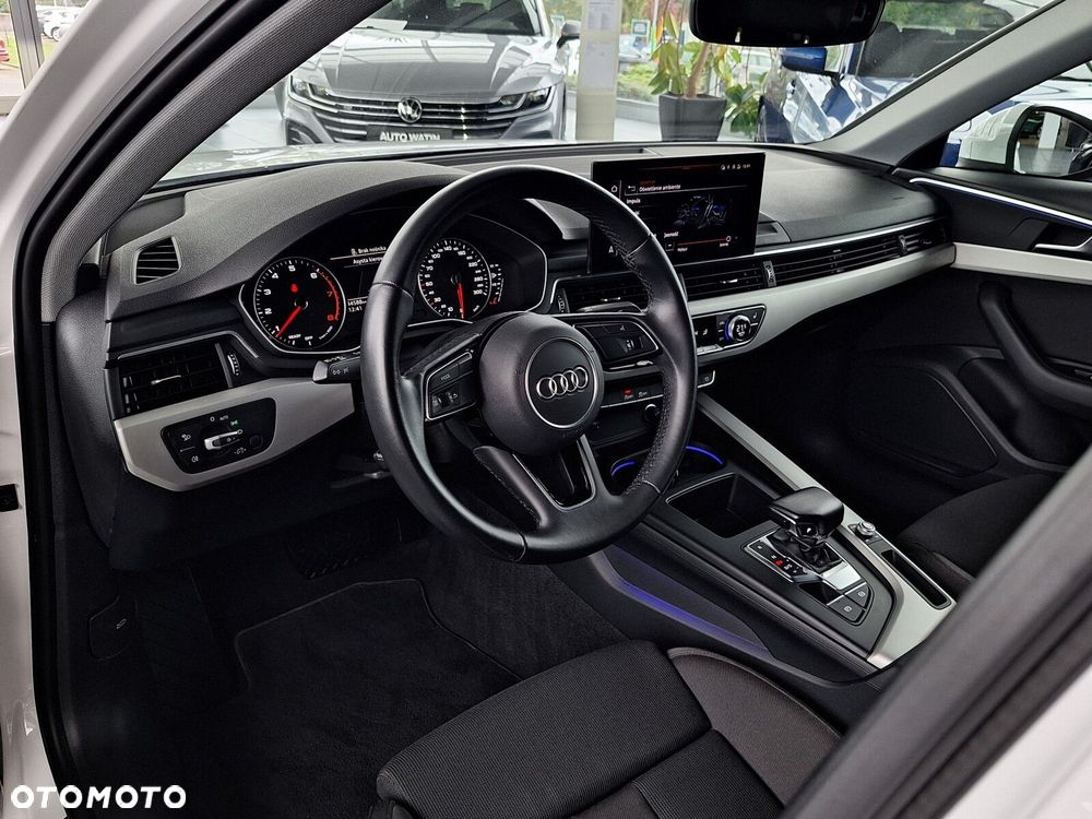 Audi A4 Limousine - 22