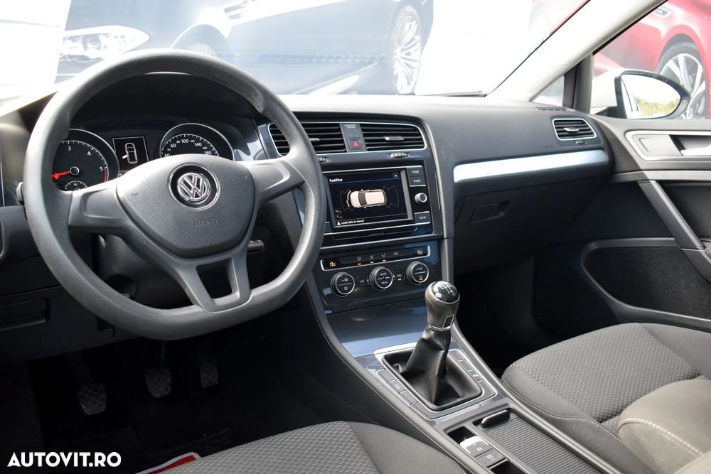 Volkswagen Golf 1.6 TDI (BlueMotion Technology) Comfortline - 8