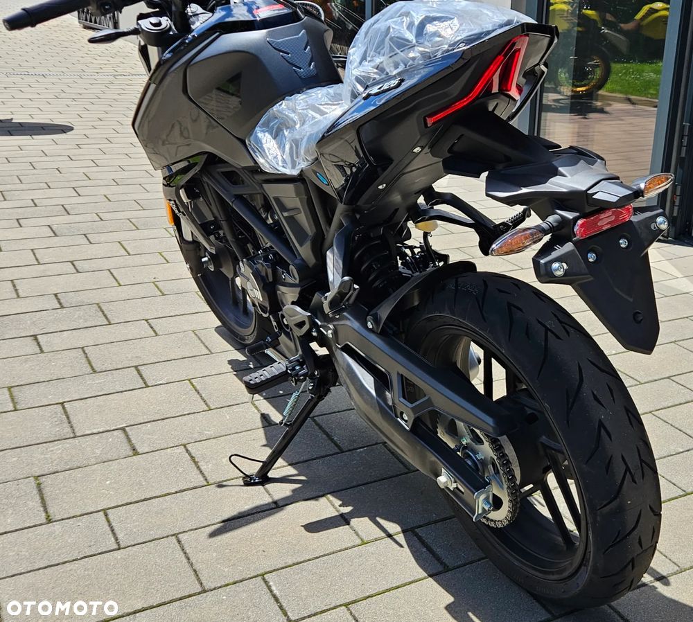 VOGE R125 - 8