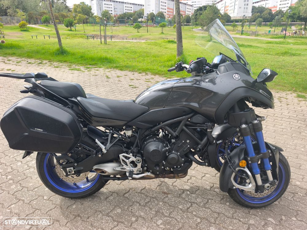 Yamaha Niken - 12