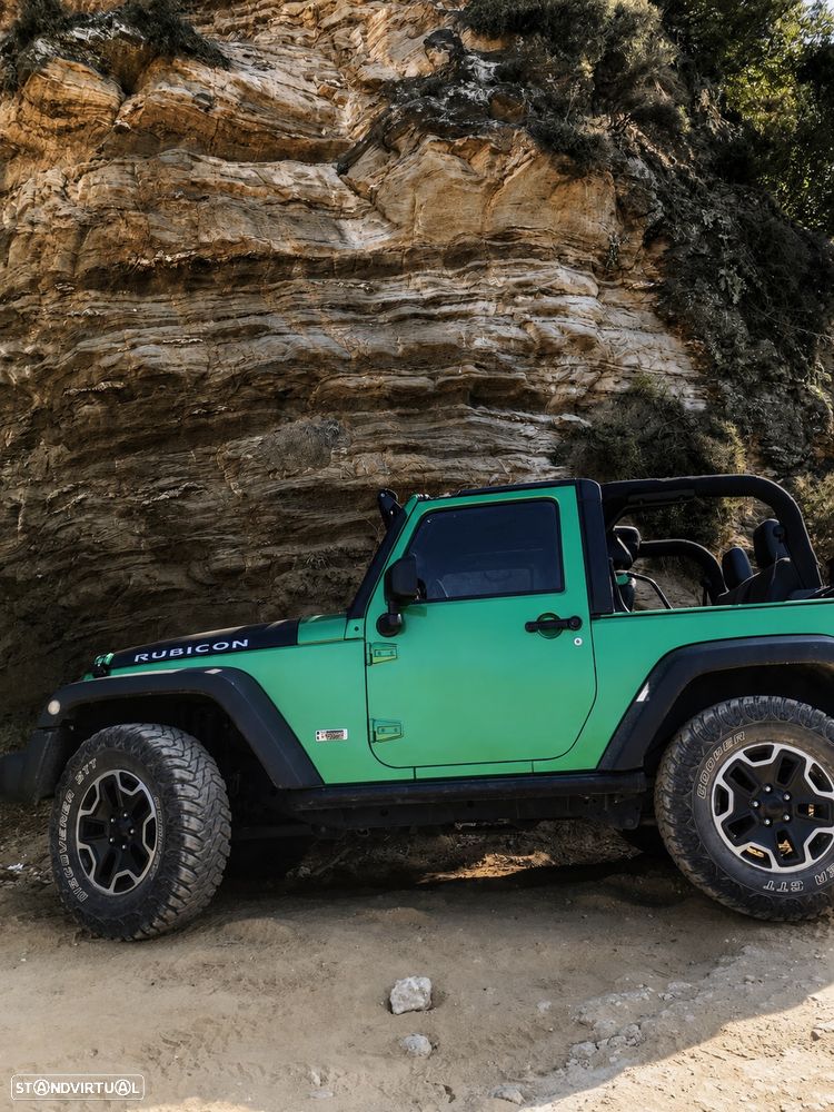Jeep Wrangler - 4