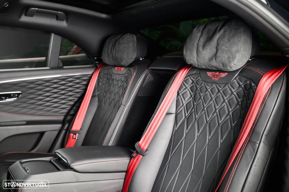 Bentley Flying Spur V8 Mulliner - 42