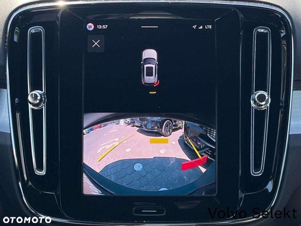 Volvo XC 40 - 25