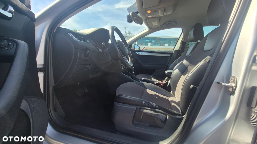 Skoda Octavia 1.8 TSI Style DSG - 19