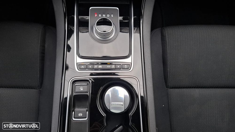 Jaguar XE 20d Aut. R-Sport - 39