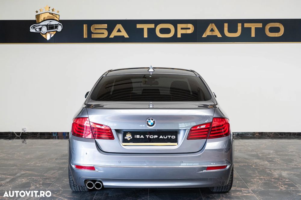 BMW Seria 5 525d xDrive Aut. Luxury Line - 32