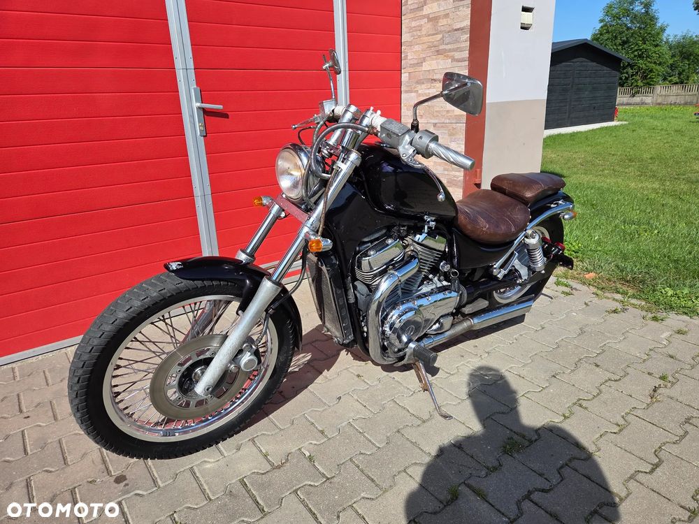 Suzuki Intruder - 5