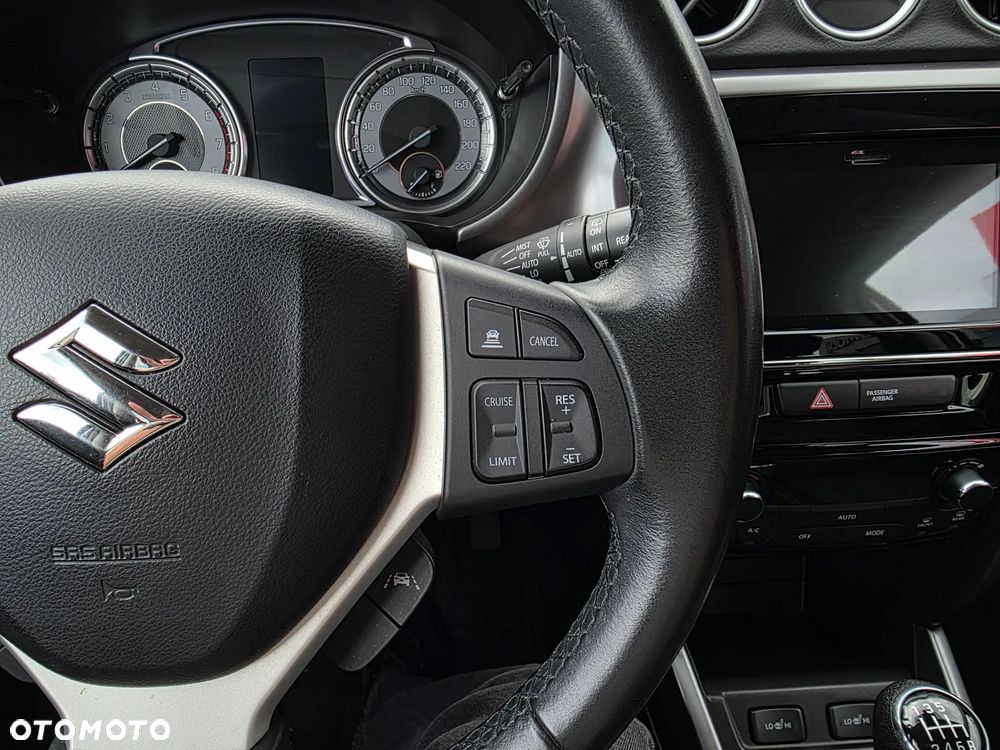 Suzuki Vitara 1.4 Boosterjet SHVS Premium 2WD - 13
