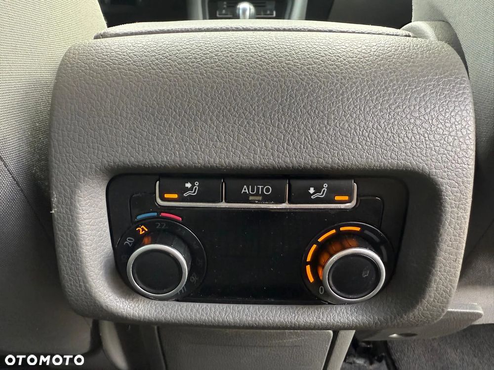 Seat Alhambra 2.0 TDI Reference DSG - 32