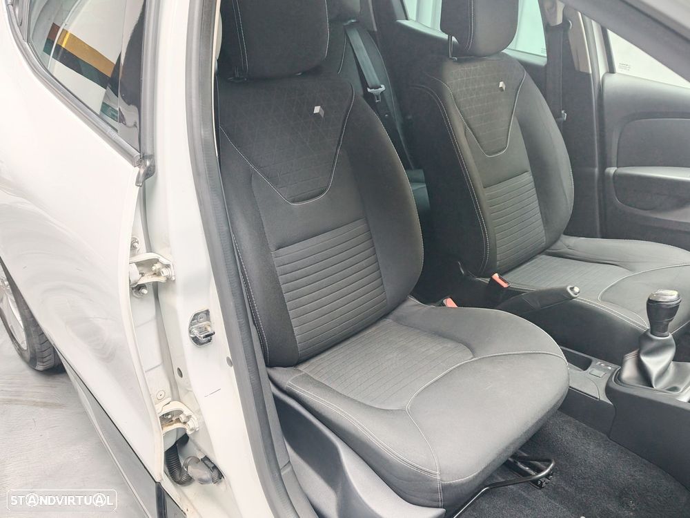 Renault Clio 1.5 dCi Limited - 17