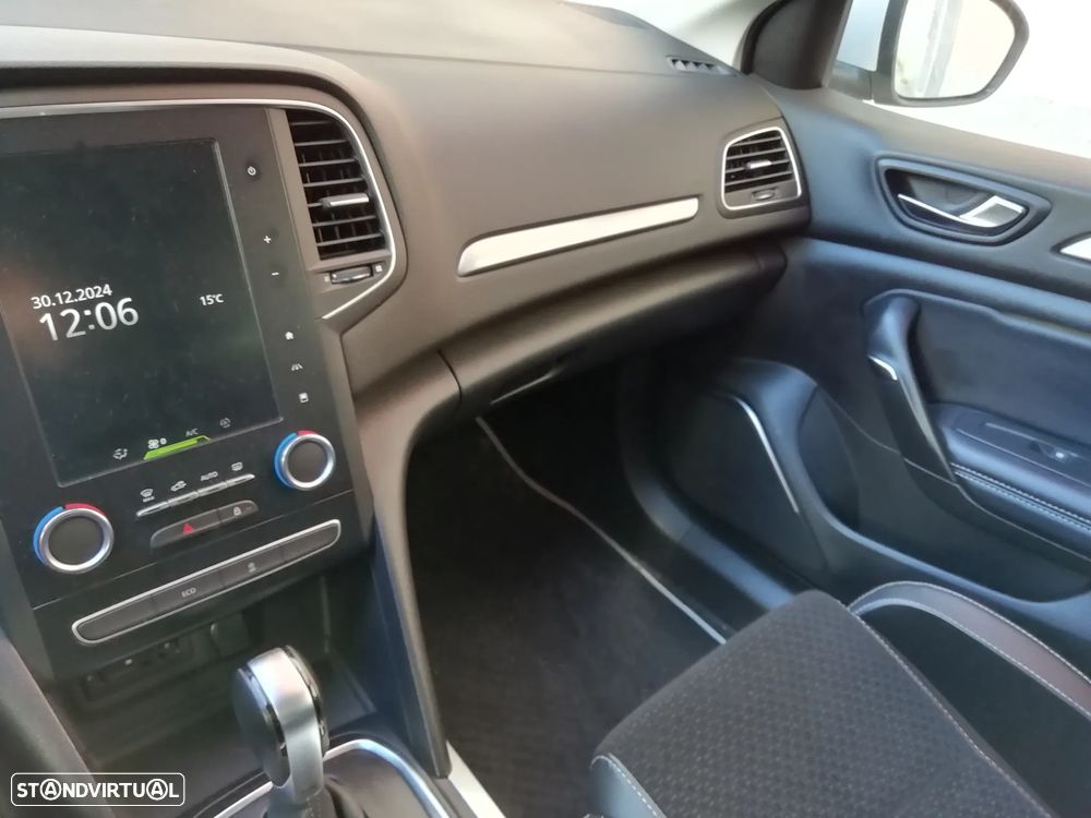 Renault Mégane Sport Tourer - 12