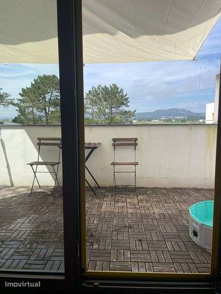 T2 duplex vista rio junto a praia de Ofir - Grande imagem: 2/8
