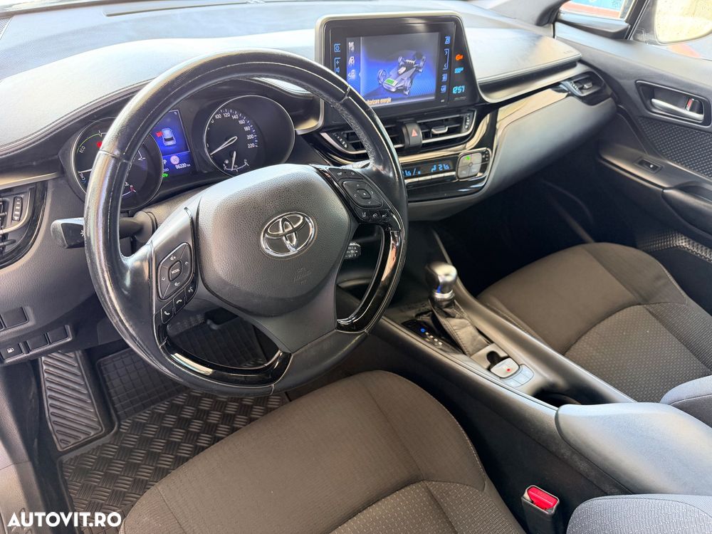 TOYOTA C-HR 2018 — imagine 6