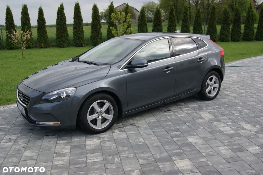 Volvo V40 D3 Momentum - 2