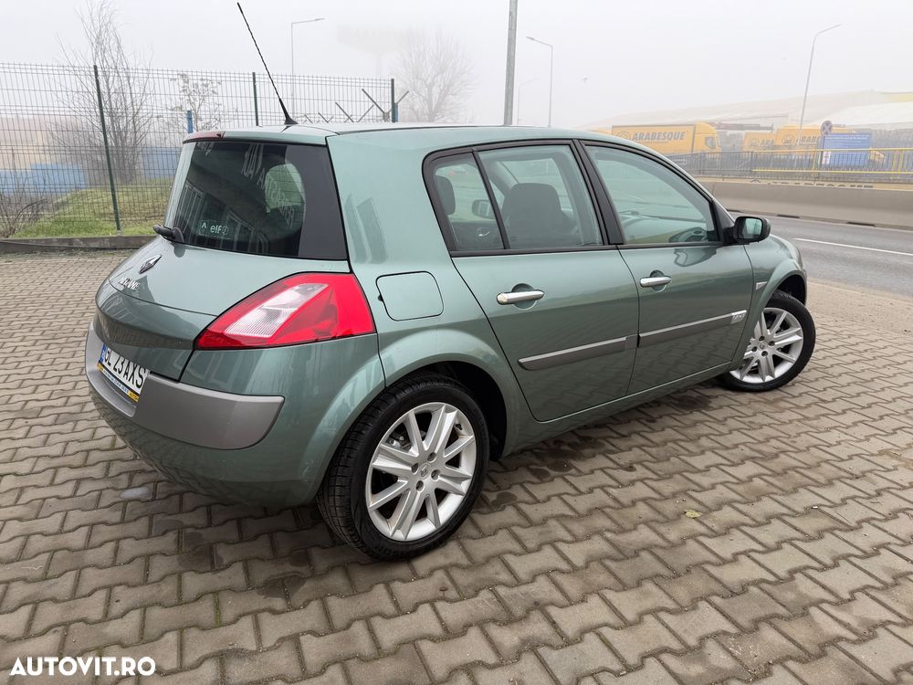 Renault Megane 1.4 Confort Authentique - 2