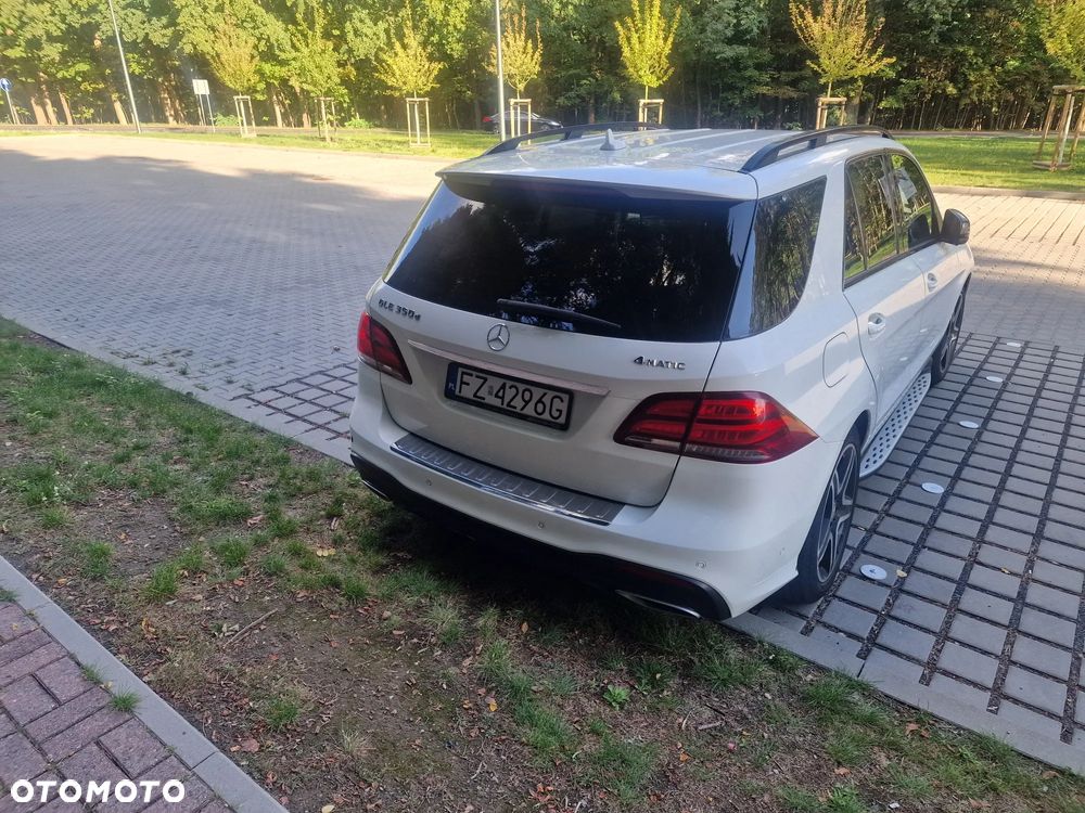 Mercedes-Benz GLE 350 d 4-Matic - 3