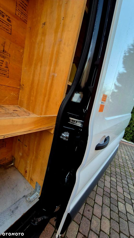 Ford Transit - 15