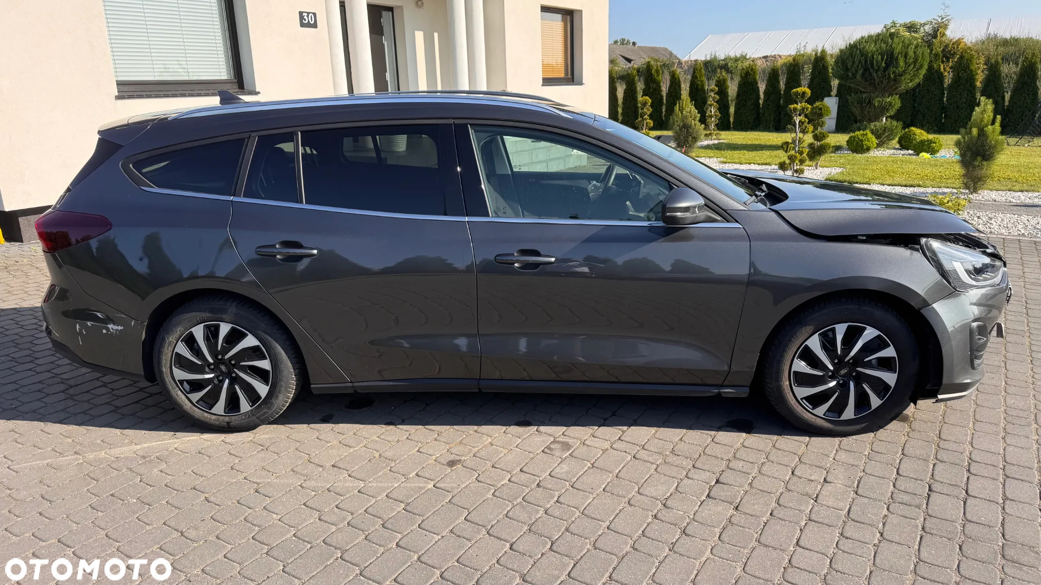 Ford Focus 1.0 EcoBoost Hybrid TITANIUM X - 6