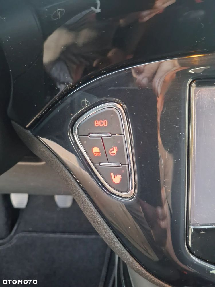 Opel Corsa - 30