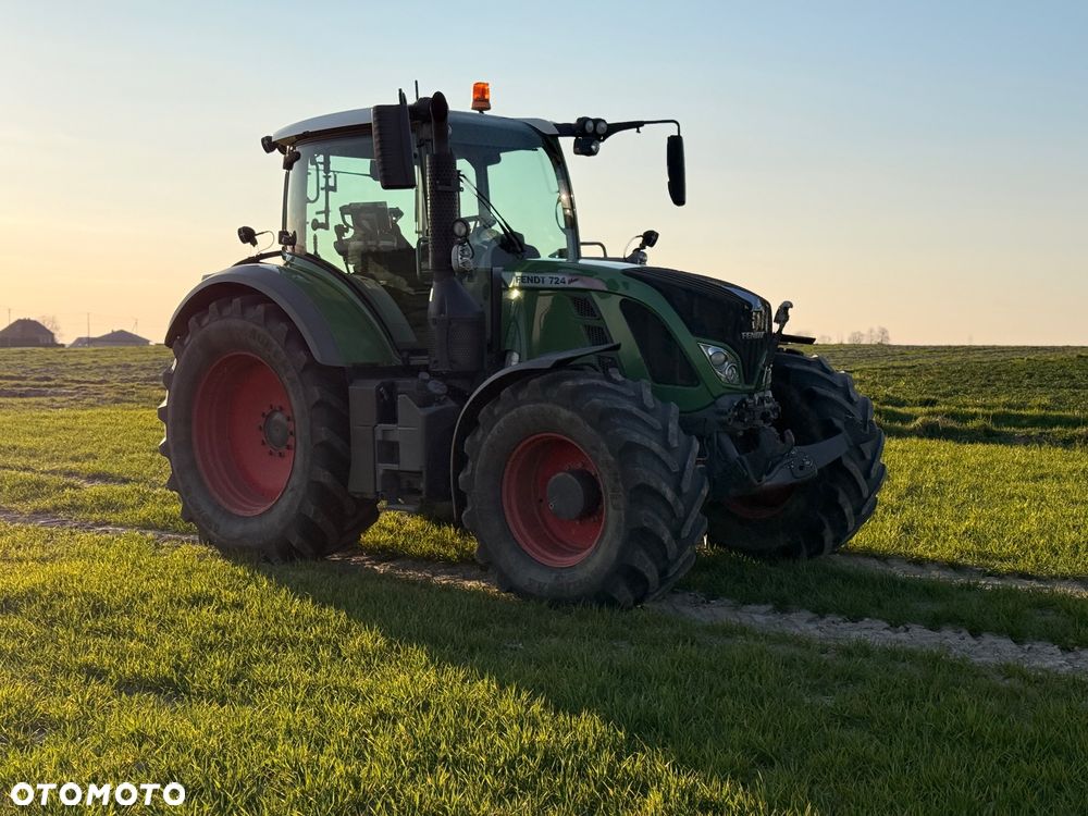 Fendt 724 - 2