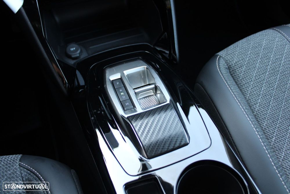 Peugeot 2008 1.2 PureTech Allure Pack EAT8 - 25