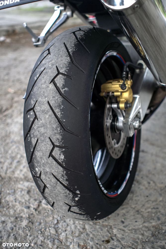 Honda CBR - 13