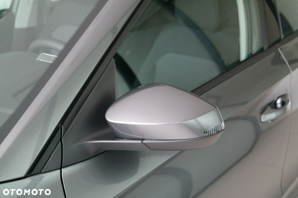 Skoda Fabia - 10