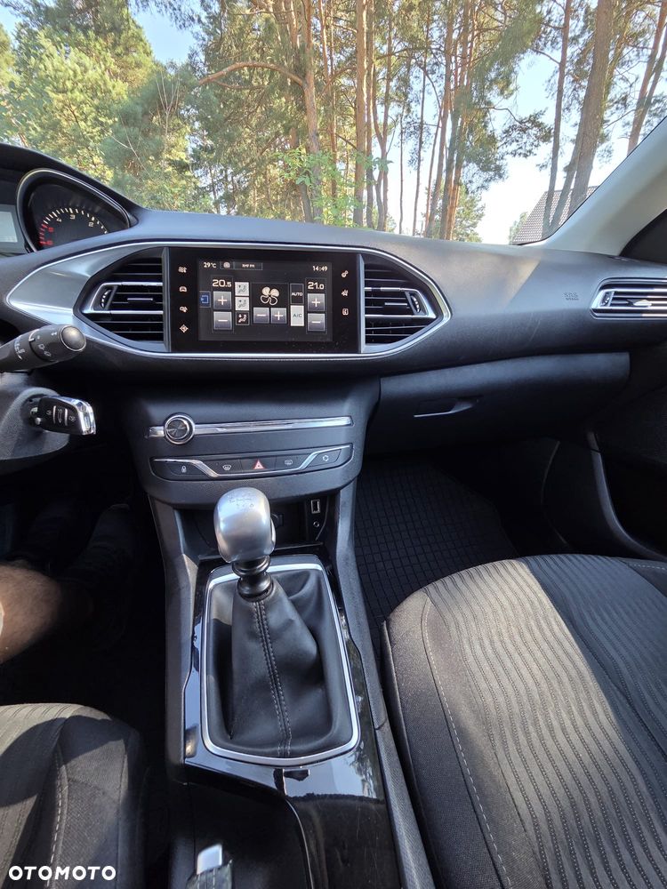 Peugeot 308 1.6 BlueHDi Business Line S&S - 17