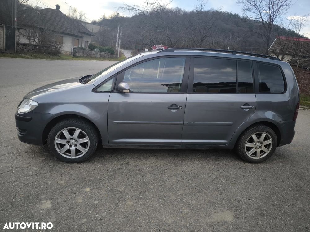 Volkswagen Touran 1.9TDI Highline - 3