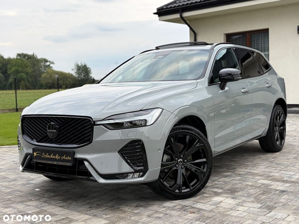 Volvo XC 60 B5 B AWD Ultra Black Edition - 2