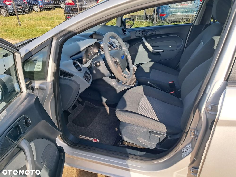 Ford Fiesta 1.25 Champions Edition - 12