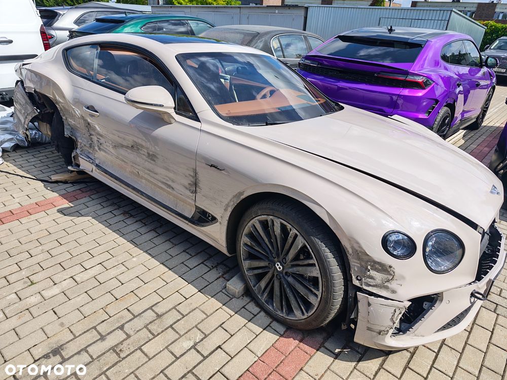 Bentley Continental GT - 34
