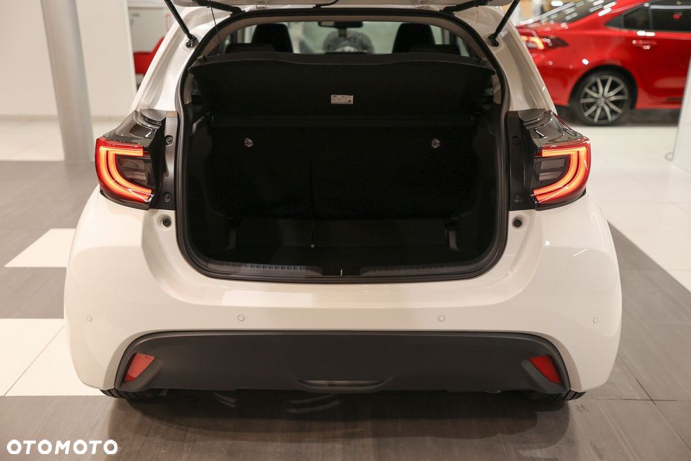 Toyota Yaris Hybrid 1.5 Style - 14