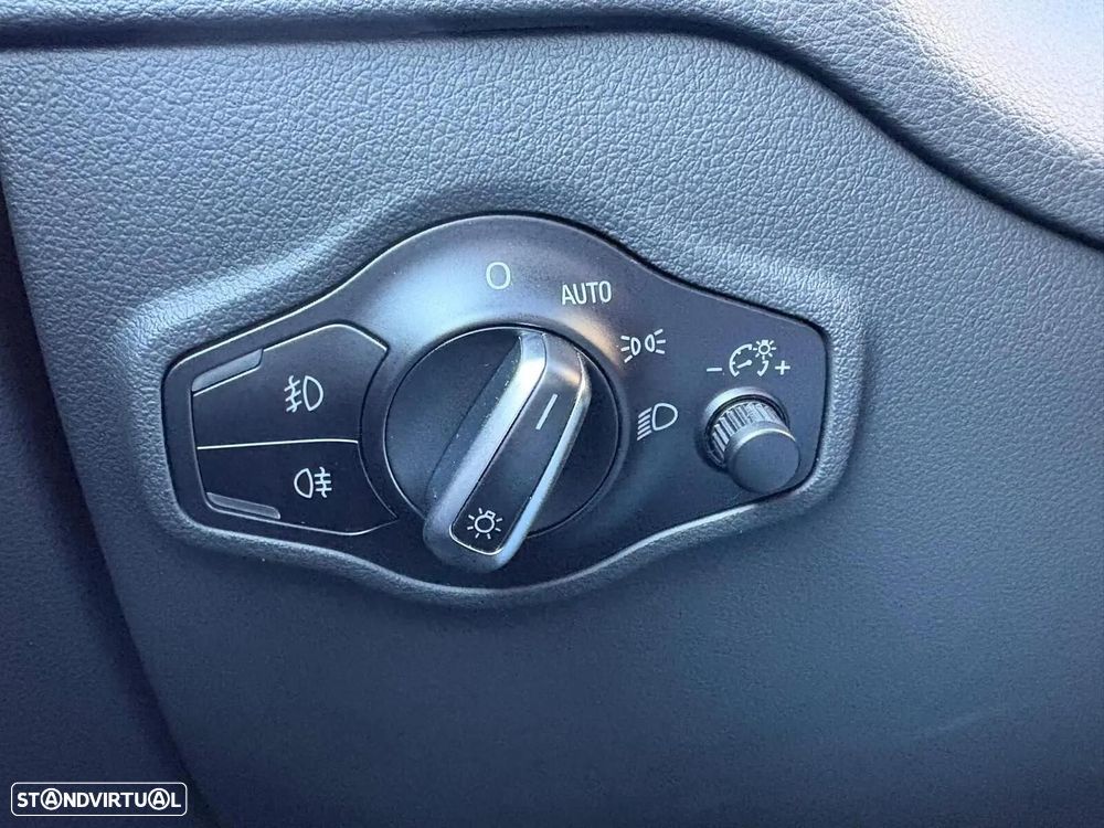 Audi Q5 2.0 TDI quattro S-line S-tronic - 39
