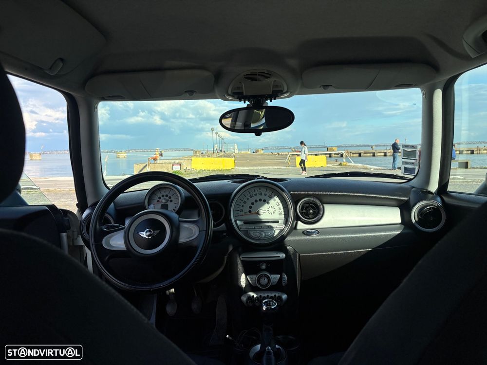 MINI 3 Portas One 1.4 - 9