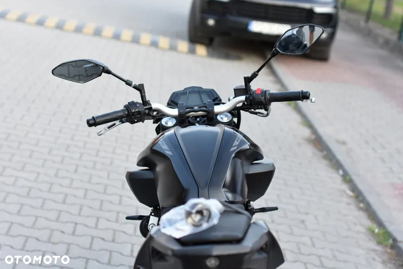 Yamaha MT - 16