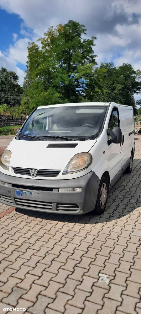 Opel Vivaro, 2004