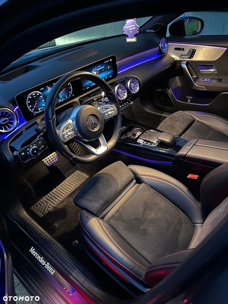Mercedes-Benz Klasa A 200 AMG Line 7G-DCT - 27