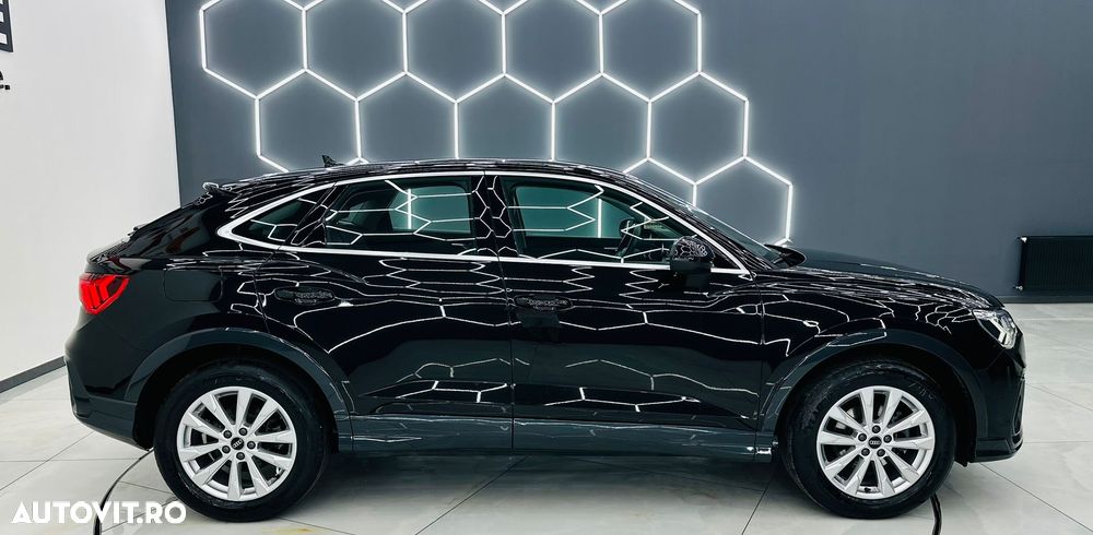 Audi Q3 Sportback - 38