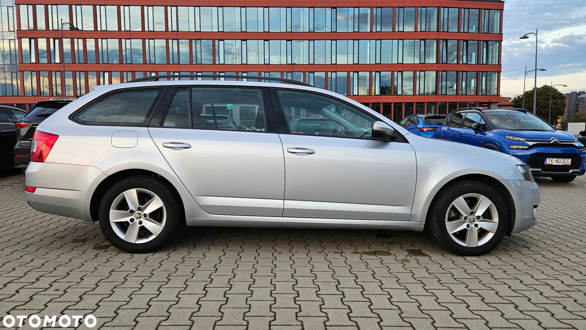 Skoda Octavia 1.8 TSI Ambition DSG - 6