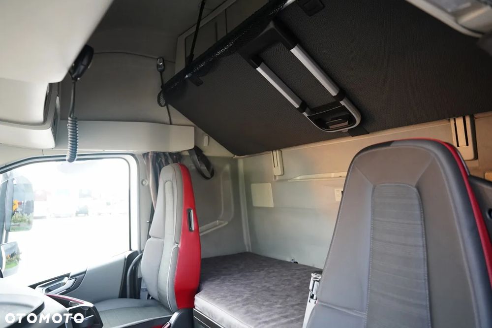 Volvo FH 500 / I-SHIFT / 2019 / 2 ZBIORNIKI 1500 L / - 27
