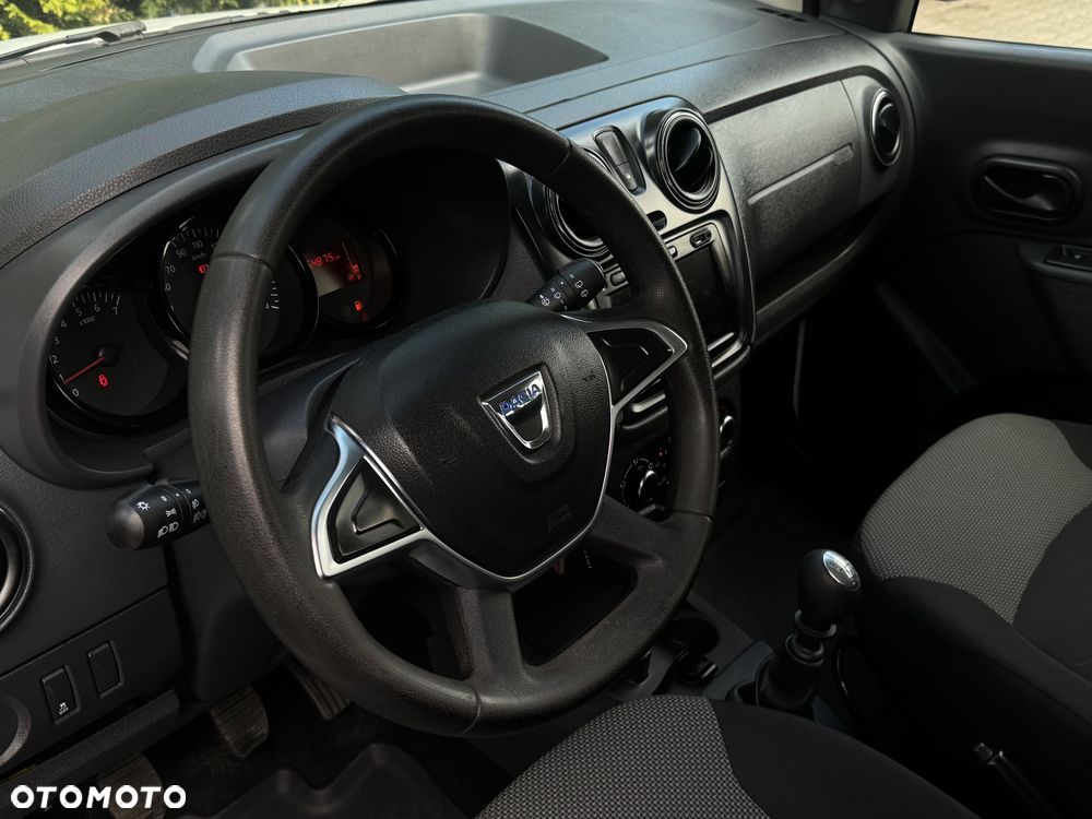 Dacia Lodgy 1.3 TCe Laureate S&S - 12