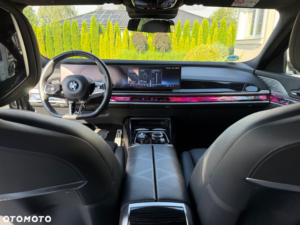 BMW Seria 7 - 4