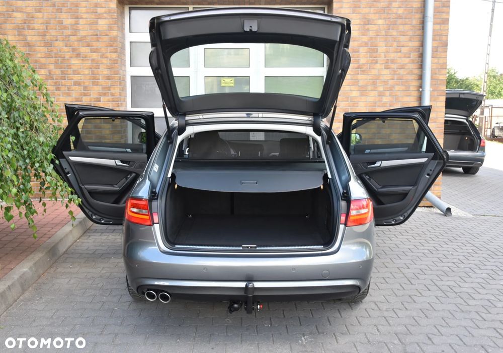 Audi A4 Avant 2.0 TDI DPF clean diesel Ambiente - 17