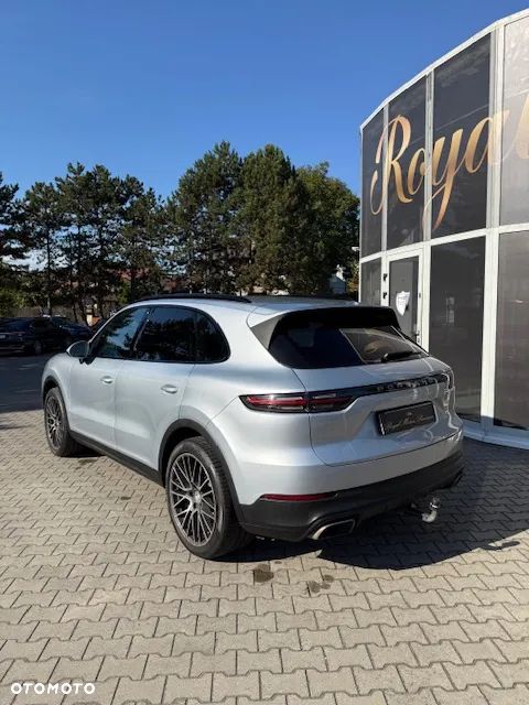 Porsche Cayenne Standard - 5